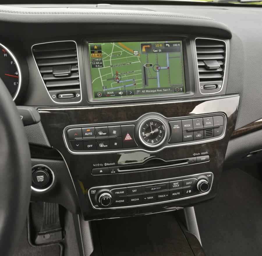  Kia Cadenza 2014 года  (фото 27 из 154)